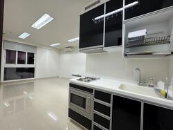 Soho Life (D15), Office #579593691